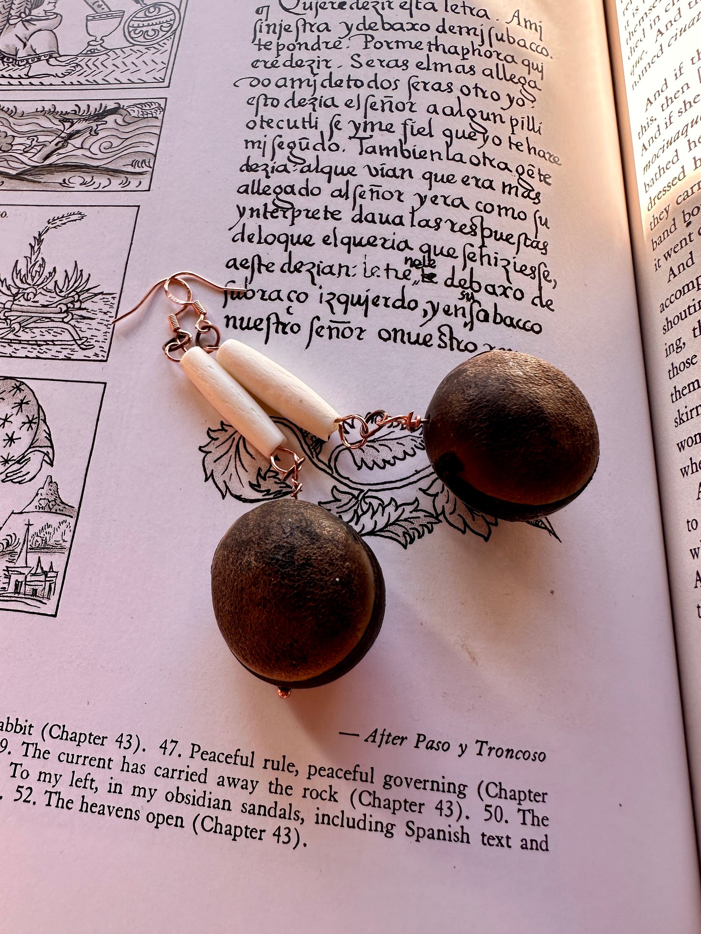 Ojo de Venado Bone earrings