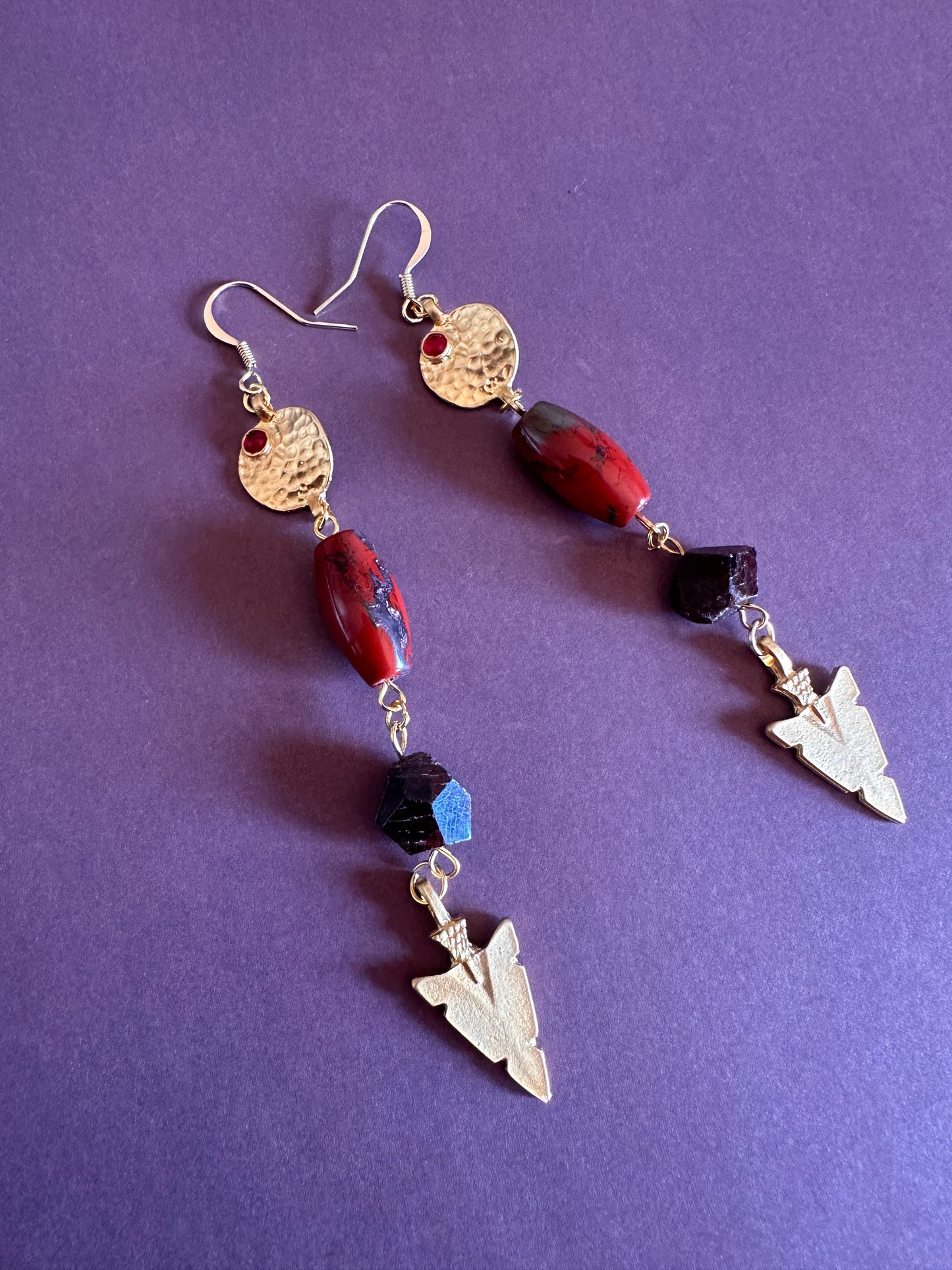 Garnet and jasper golden dangle arrow earrings