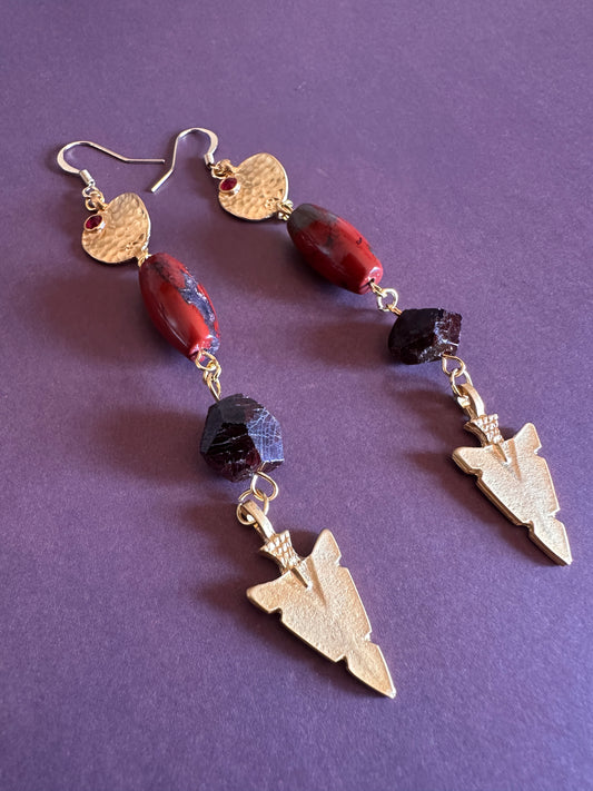 Garnet and jasper golden dangle arrow earrings